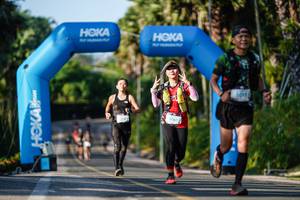 BIB: 1061, 1013
                            <button type="button" onclick="openModal(22572548)" class="btn btn-primary btn-sm float-right btn-popup" data-toggle="modal" data-target=".modal-high-quality">
                        <i class="fas fa-shopping-cart"></i> Add to Cart
                    </button>
                                            <button type="button" onclick="isThisMe(22572548, true)" class="btn btn-success btn-sm float-right btn-popup btn-isme hidden" data-toggle="tooltip" data-placement="bottom" title="นี่คือรูปของคุณใช่ไหม คลิกที่นี่เพื่อเอาเข้าอัลบั้ม">
                        <i class="fas fa-plus"></i> Add to album
                    </button>
                    <button type="button" onclick="isThisMe(22572548, false)" class="btn btn-warning btn-sm float-right btn-popup btn-isnotme hidden">
                        <i class="fas fa-ban"></i> Remove from album
                    </button>